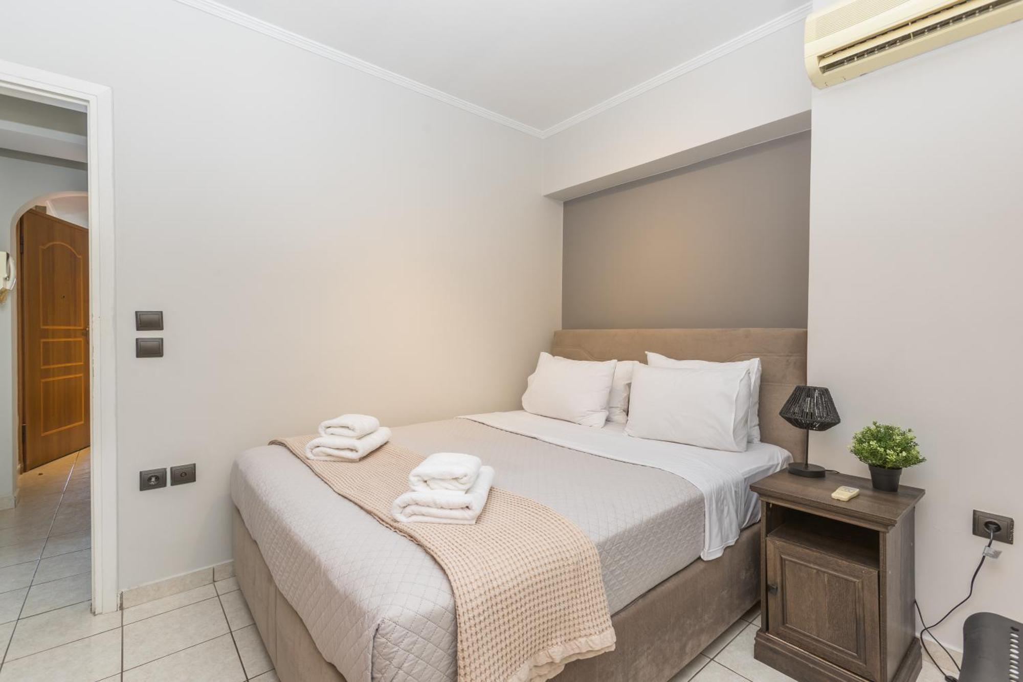 Raise Piraeus Harbor Flats Apartment ภายนอก รูปภาพ